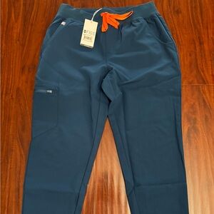 FIGS Scrub Set Deep Reef Small – Catarina Top + Zamora Joggers NWT